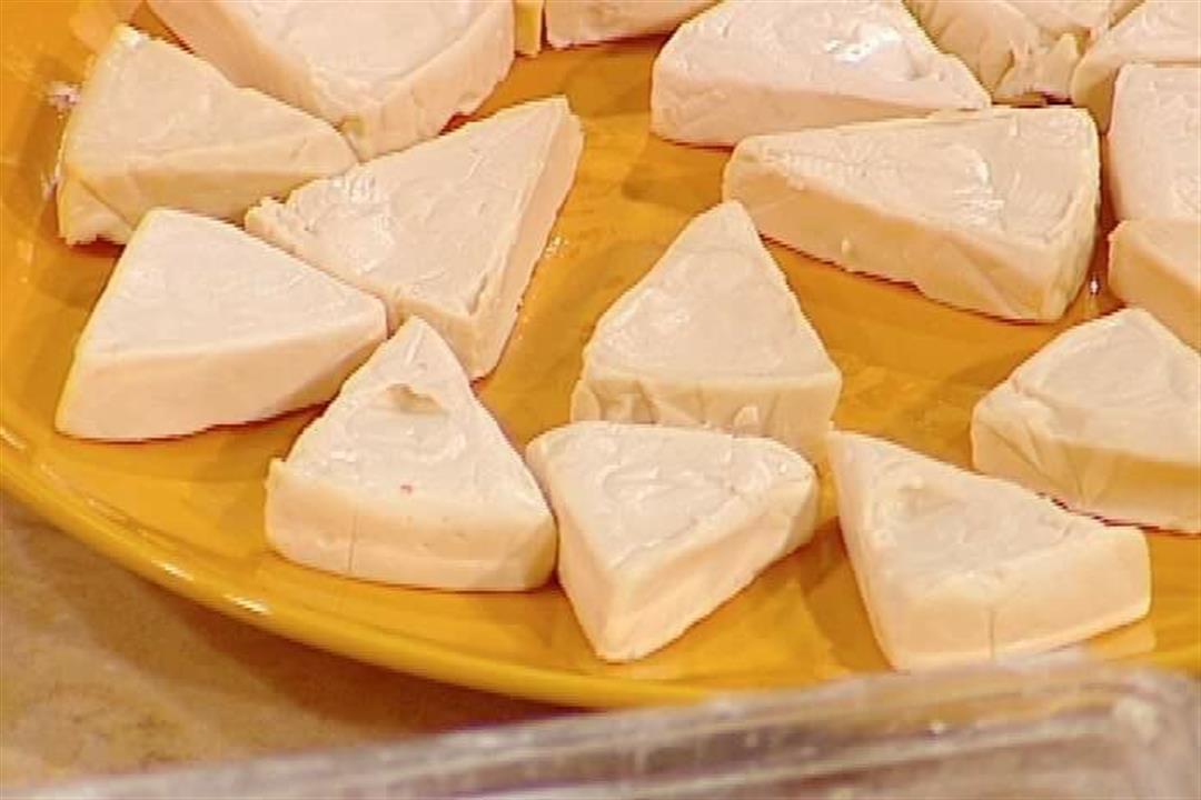 ب2 كوب حليب أصنعي الجبنة المثلثات بكل أسرارها وتكاتها وبطريقة صحية ألذ من الجاهزة