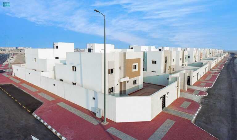 شروط وطريقة تقديم طلب منحة أرض من الديوان الملكي 1445 5 شروط وطريقة تقديم طلب منحة أرض من الديوان الملكي 1445