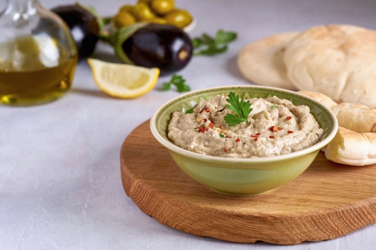 من المطبخ الإيطالي اعملي متبل الباذنجان الإيطالي بطعم مميز مثل المطاعم 5 من المطبخ الإيطالي اعملي متبل الباذنجان الإيطالي بطعم مميز مثل المطاعم