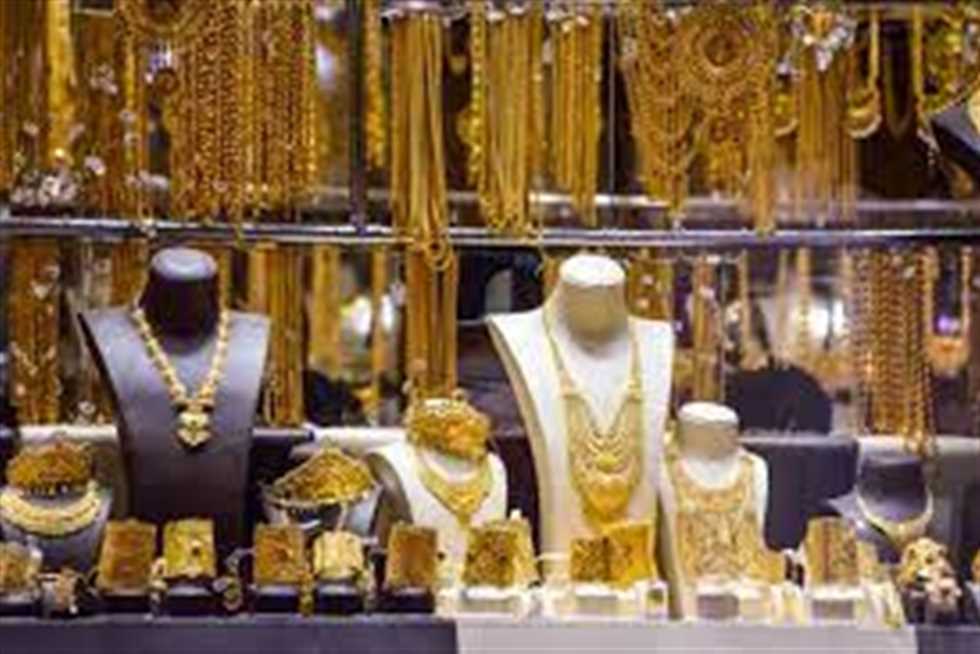 “لو عايز تشتري جهز نفسك” قرار هام بشأن مد فترة الإعفاء الجمركي لواردات الذهب .. يا ترى هيعمل إيه في الأسعار