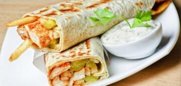 زي المطاعم بالظبط … أفضل طريقة عمل شاورما مصري في البيت 