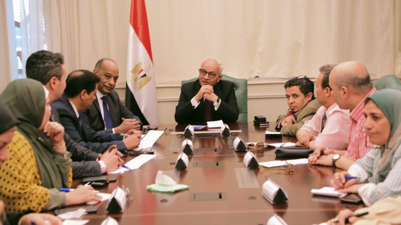 قرار هام ورسمي من وزير التعليم لطلاب المدارس الفنية وموعد تطبيقه .. العام القادم