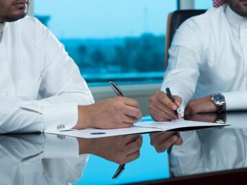 طريقة توثيق عقود العاملين في القطاع الخاص وما أهداف التوثيق؟