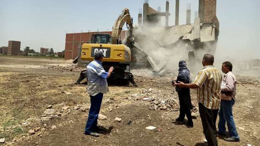 "لو منهم هتبقى قفلت في وشك".. حالات رفض التصالح في مخالفات البناء وفق القانون الجديد 5 “لو منهم هتبقى قفلت في وشك”.. حالات رفض التصالح في مخالفات البناء وفق القانون الجديد