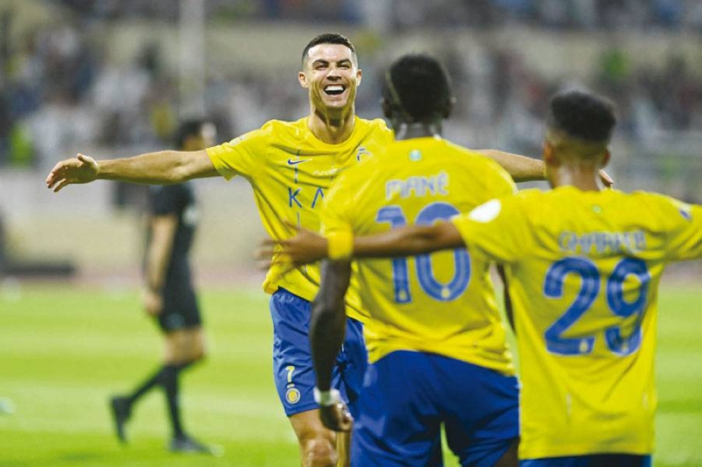 رونالدو يقود النصر لملاقاة الأخدود في مهمة حسم الصدارة .. موعد المباراة والتشكيل المتوقع