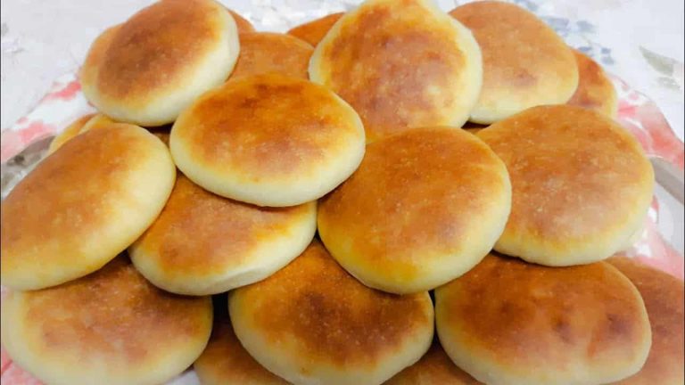 طريقة عمل القرص الطرية على أصولها بمكونات بسيطة