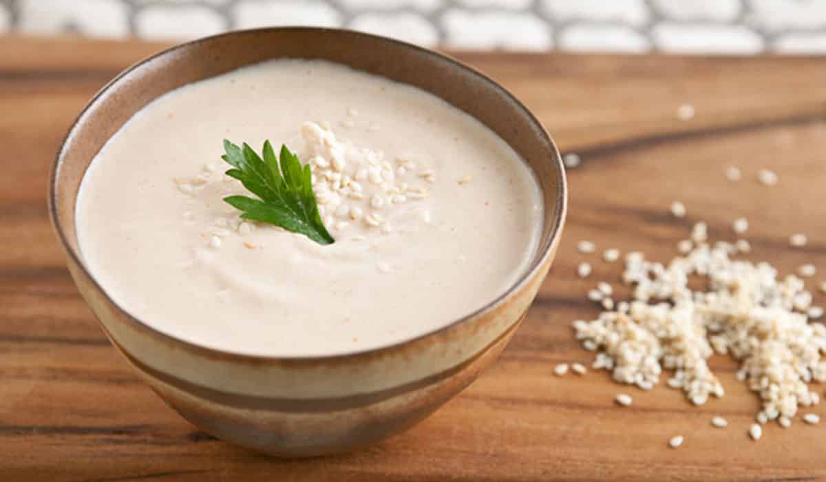 طريقة عمل الطحينة الجاهزة في البيت بربع كوب سمسم بقوام مظبوط زي الجاهز