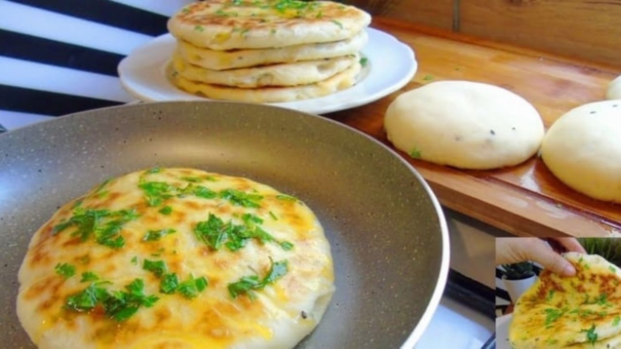 طريقة عمل فطائر الطاسة السريعة بدون خميرة في البيت وفي 10 دقائق فقط