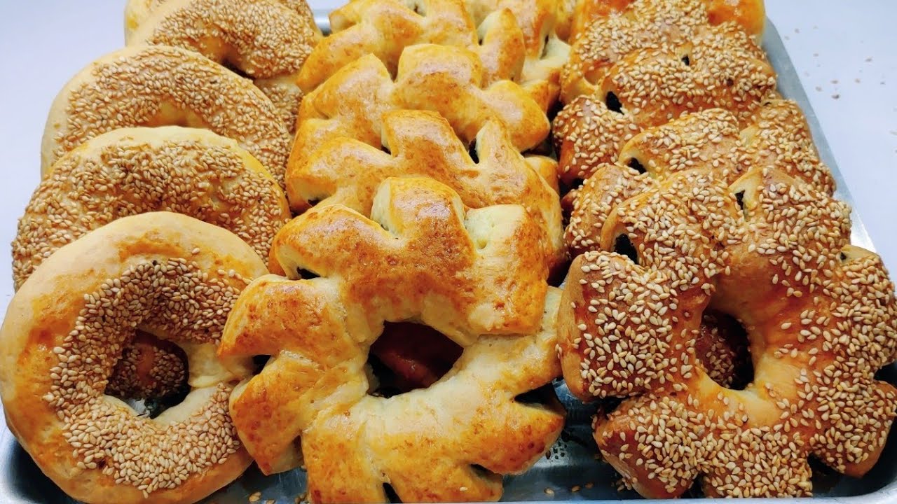 اصنعي فطائر العجوة اللذيذة في المنزل بقوام هش وخفيف