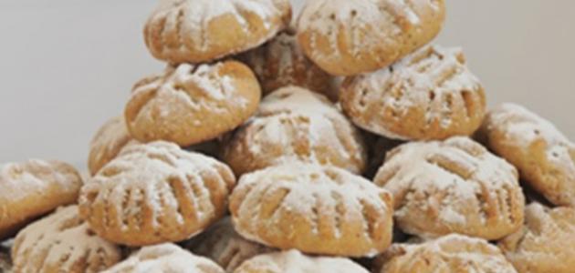 المعمولة بالعجوة.. اعمليها الآن بكل سهولة بأقل تكلفة وبدون مجهود 5 المعمولة بالعجوة.. اعمليها الآن بكل سهولة بأقل تكلفة وبدون مجهود
