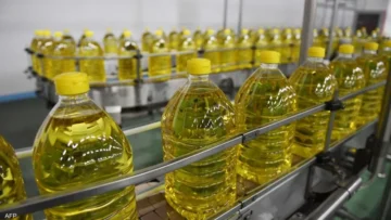 سم قاتل .. احذر من شراء الزيت المستعمل خطر مميت يهدد الصحة تجنب شراؤه فورا