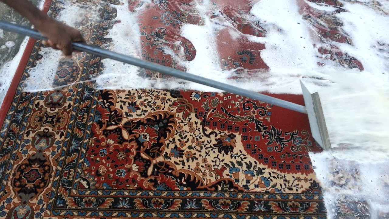 خلطة جهنمية في غمضة عين نظفي سجادك كله من البقع الصعبة ورجعيه جديد بدون تعب ولا مجهود