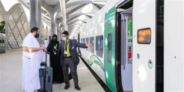 أسعار تذاكر قطار الحرمين الشريفين لكل المحطات اقتصادي ودرجة الأعمال والأطفال بالسعودية