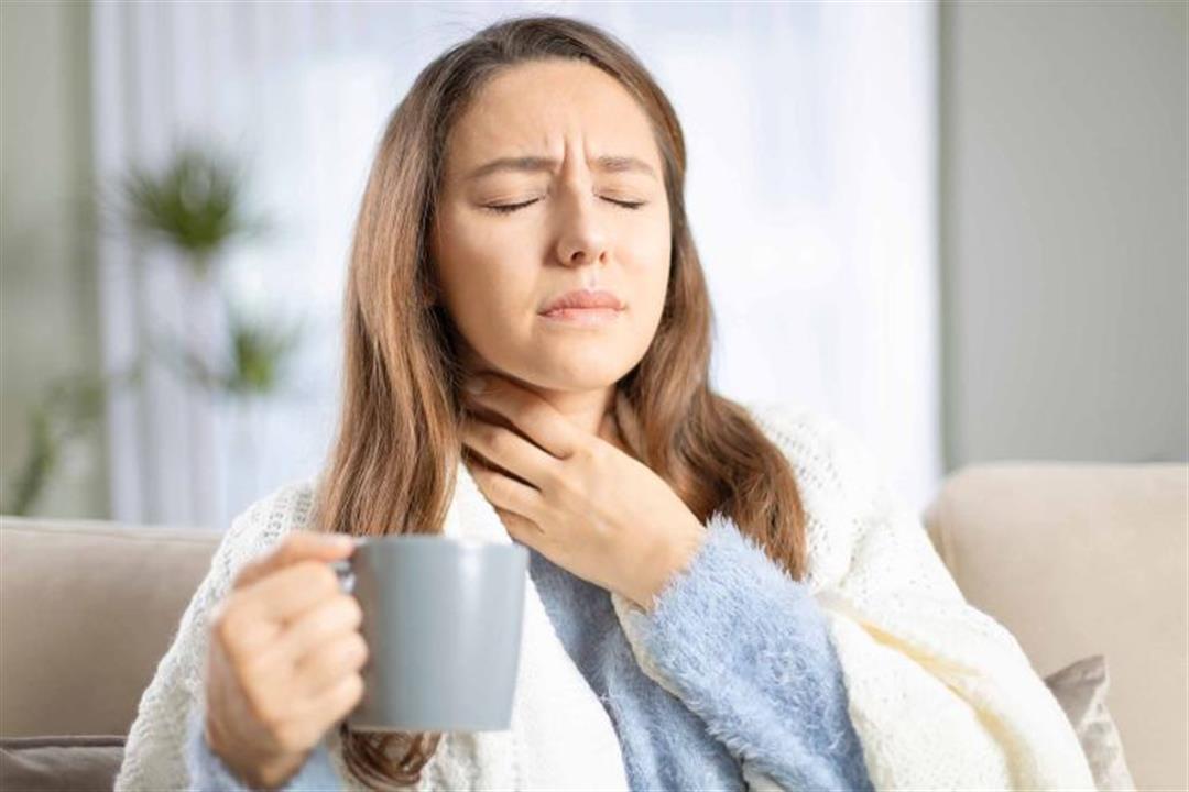 طرق طبيعية للتخلص من التهاب الحلق بسرعة بمكونات بسيطة من مطبخك