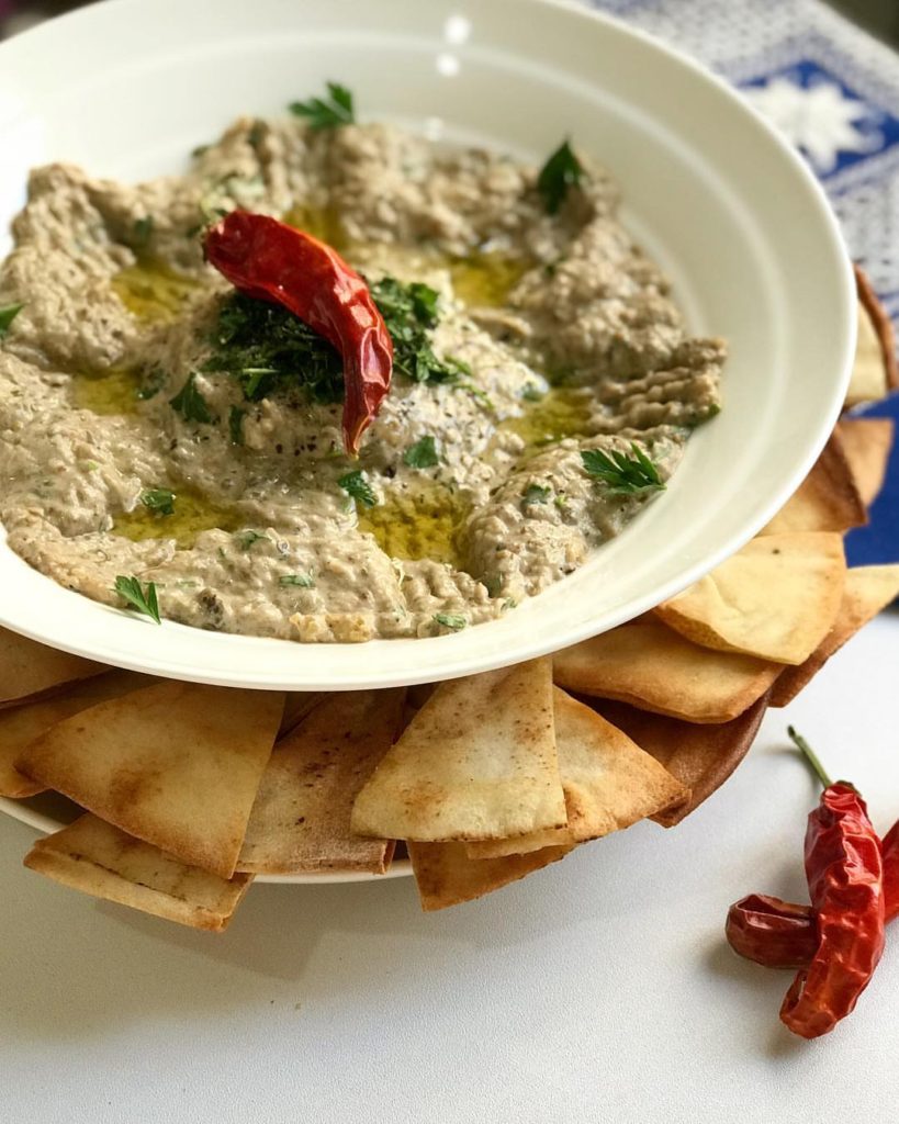 طريقة عمل بابا غنوج باحترافية وهتاكلى ألذ طبق إنتي وعيلتك 5 طريقة عمل بابا غنوج باحترافية وهتاكلى ألذ طبق إنتي وعيلتك
