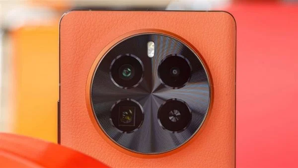 Realme GT5 Pro: الهاتف الذكي الأقوى والأكثر ابتكارا في العالم 5 Realme GT5 Pro: الهاتف الذكي الأقوى والأكثر ابتكارا في العالم