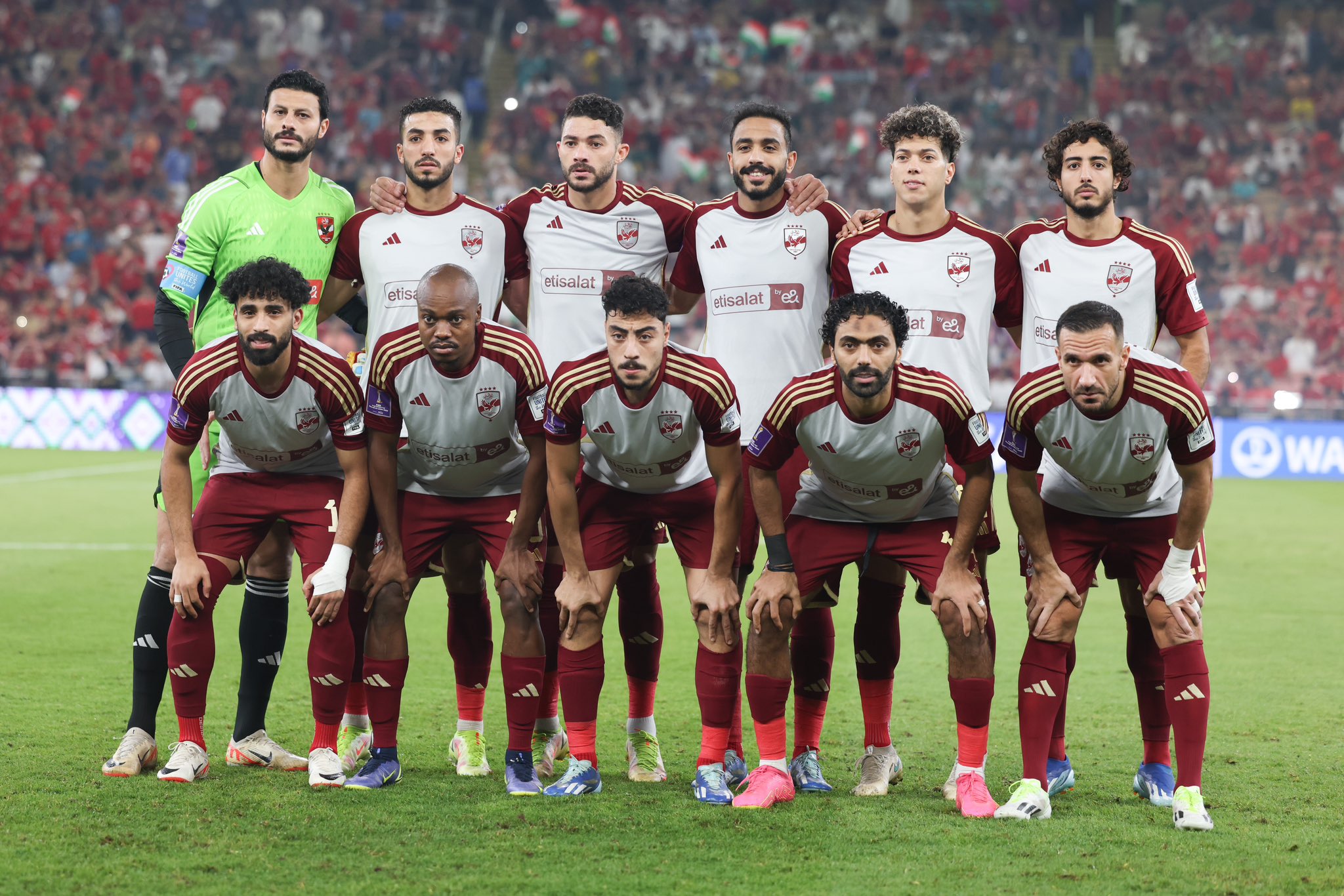 النادي الأهلي يخيب آمال جماهيره ويخسر من فلومينينسي البرازيلي بهدفين نظيفين 5 النادي الأهلي يخيب آمال جماهيره ويخسر من فلومينينسي البرازيلي بهدفين نظيفين
