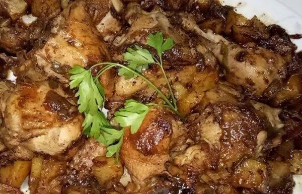 ألذ طاجن ممكن تاكليه في حياتك طاجن الفراخ بالبصل بتتبيلة وخلطة وطعم روعة 5 ألذ طاجن ممكن تاكليه في حياتك طاجن الفراخ بالبصل بتتبيلة وخلطة وطعم روعة