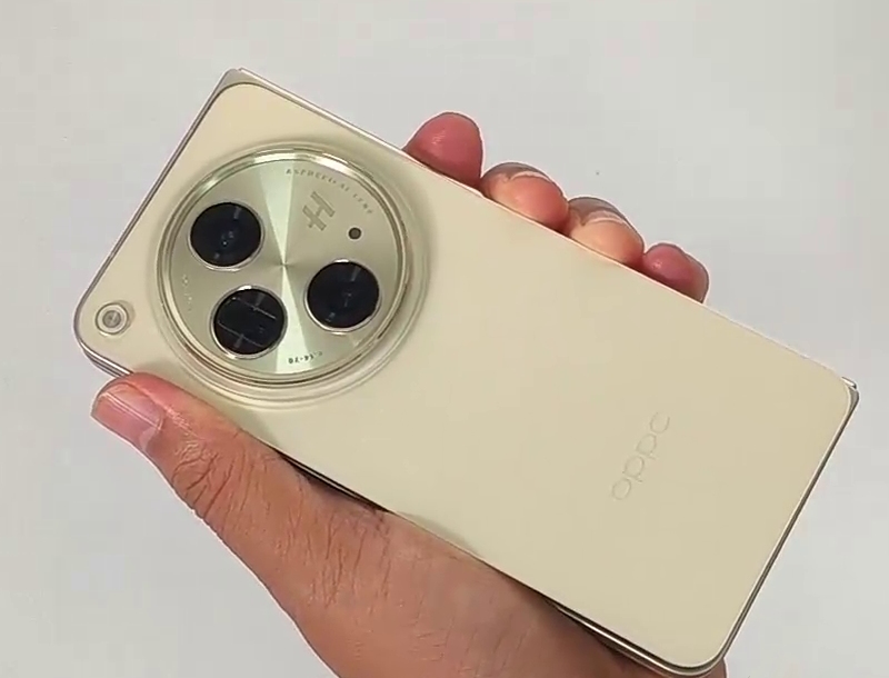 OnePlus Open: الهاتف القابل للطي الذي يتفوق في الأداء والتصوير والشاشة 5 OnePlus Open: الهاتف القابل للطي الذي يتفوق في الأداء والتصوير والشاشة