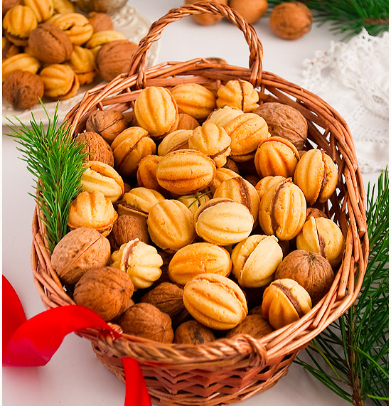 بسكويت الجوزية الهش سهل ولذيذ حضرية في المنزل ب 4 مكونات