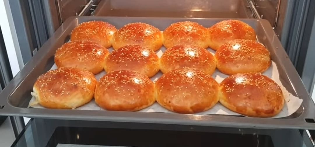 بعجينة طرية طعمها مميز شهي حضري البريوش المغربي بالسمسم في البيت