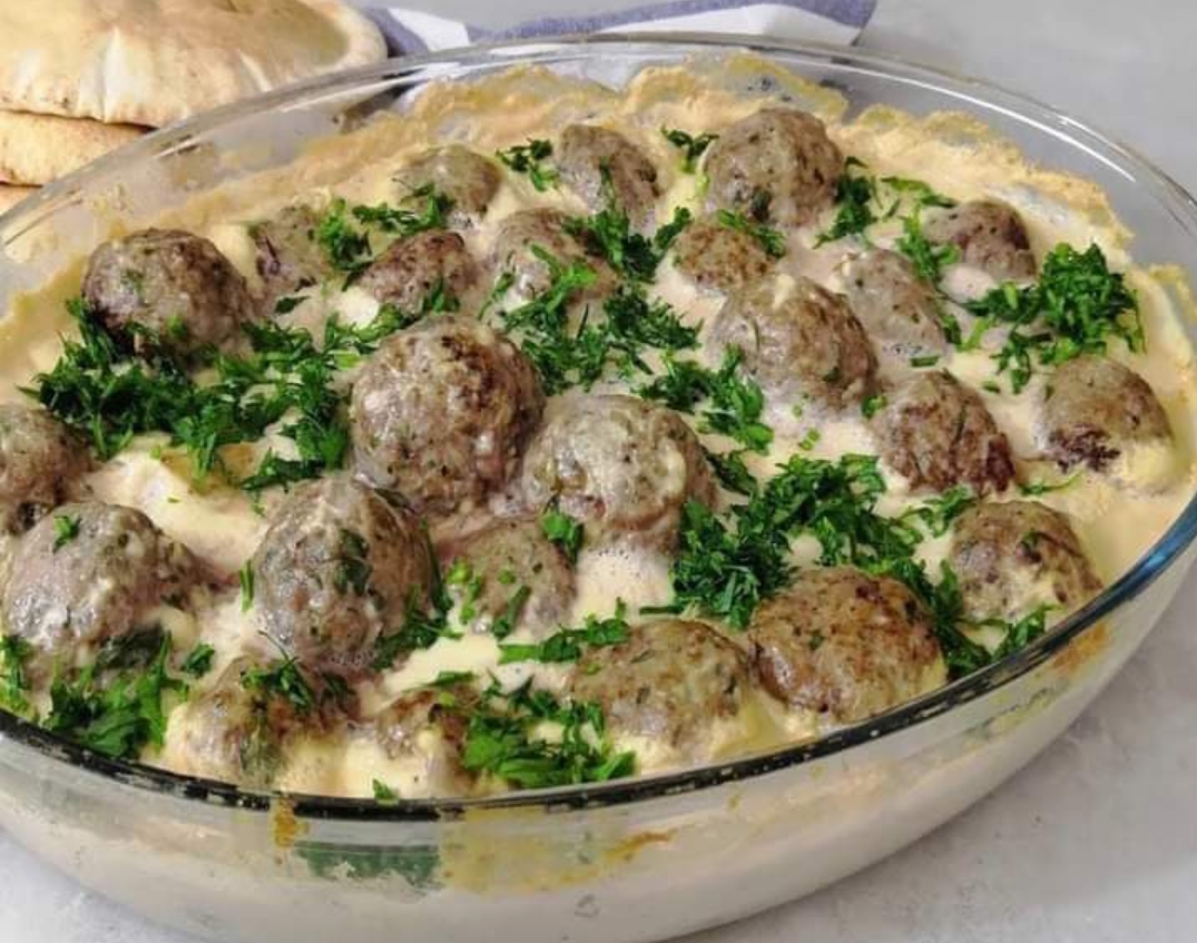 اشعري بطراوة اللحم واعملي الكفتة بصوص الطحينة هشة وكريمية بمكونات بسيطة 5 اشعري بطراوة اللحم واعملي الكفتة بصوص الطحينة هشة وكريمية بمكونات بسيطة