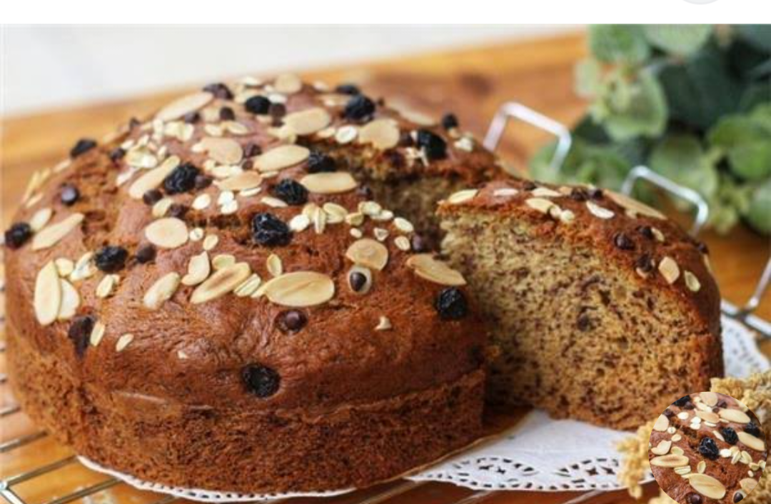 حضري كيكة الشوفان السريعة في الطاسة بدون فرن