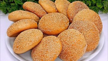 علشان المدارس والفطار قرص السمسم والسكر أحلي من الأفران طعمها لا يقاوم بجد رهيبه