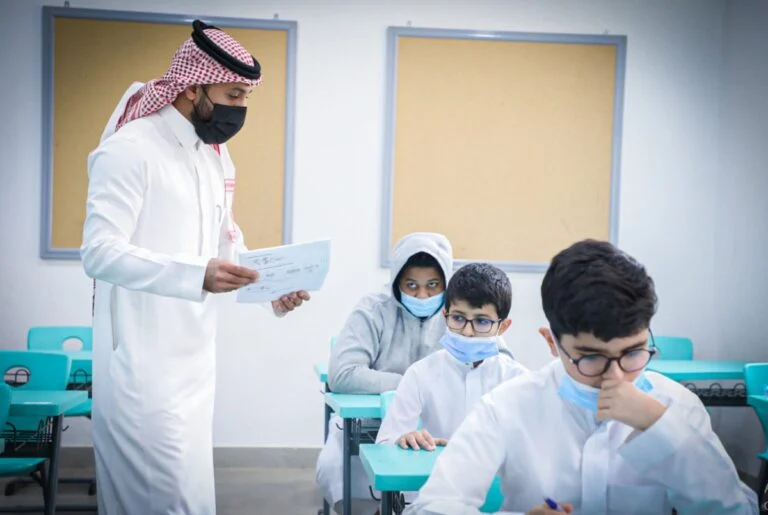 وزارة التعليم تعلن جدول الحصص الدراسية للأسبوع الثاني عبر منصة مدرستي وقناة عين التعليمية 5 وزارة التعليم تعلن جدول الحصص الدراسية للأسبوع الثاني عبر منصة مدرستي وقناة عين التعليمية