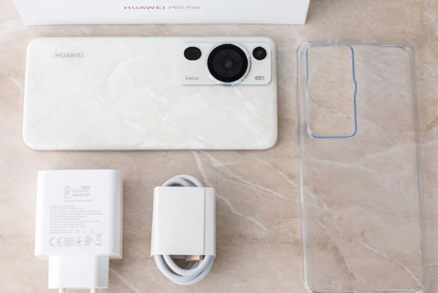 Huawei P60 Pro: هاتف العصر الجديد بتقنية HarmonyOS وكاميرات Leica الراقية وشاشة OLED منحنية 5 Huawei P60 Pro: هاتف العصر الجديد بتقنية HarmonyOS وكاميرات Leica الراقية وشاشة OLED منحنية