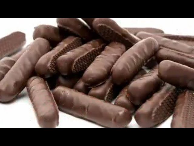 أجمل الحلويات المثالية للأطفال.. أصابع السابلية المغطاه بصوص الشوكولاتة الرائع جهزيه بأجمل شكل وطعم 5 أجمل الحلويات المثالية للأطفال.. أصابع السابلية المغطاه بصوص الشوكولاتة الرائع جهزيه بأجمل شكل وطعم