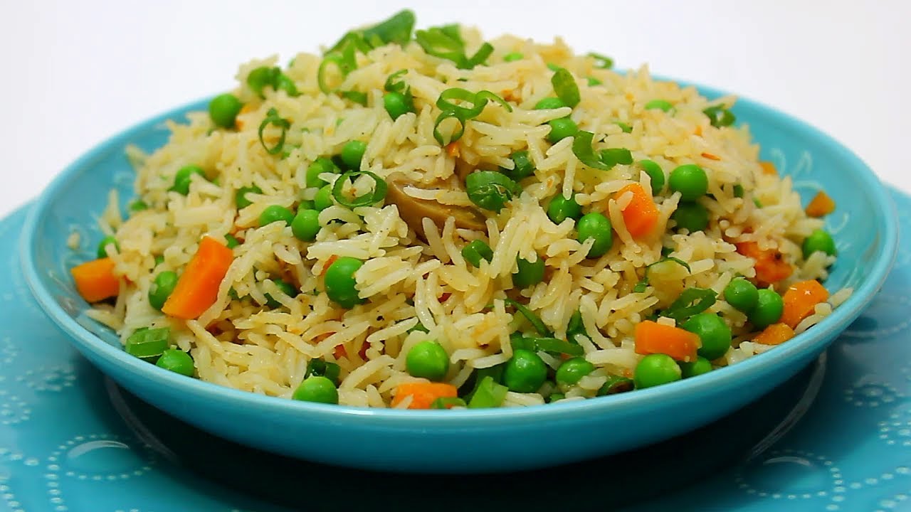 طريقة عمل الأرز المقلي بالخضار والدجاج مثل أفخم المطاعم الصينية 5 طريقة عمل الأرز المقلي بالخضار والدجاج مثل أفخم المطاعم الصينية
