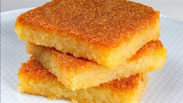 البسبوسة الشهية بألذ طعم حلوى شرقية ساحرة بطعم مميز تأسر قلوب الكبار والصغار