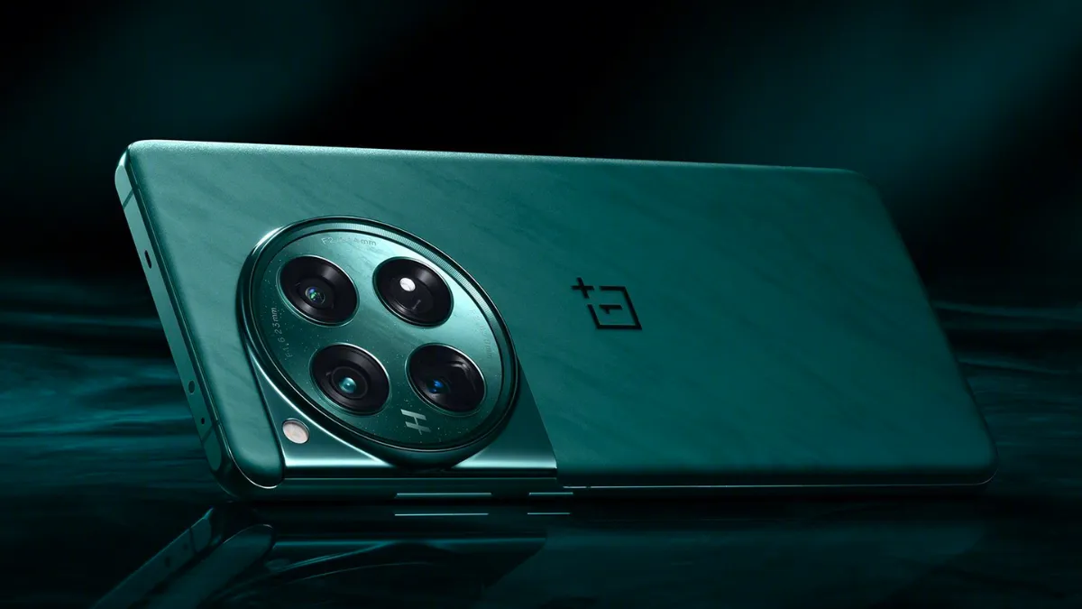 بمعالج جبار وتصميم فريد.. شركة وان بلس تعلن عن أحدث هواتفها OnePlus 12