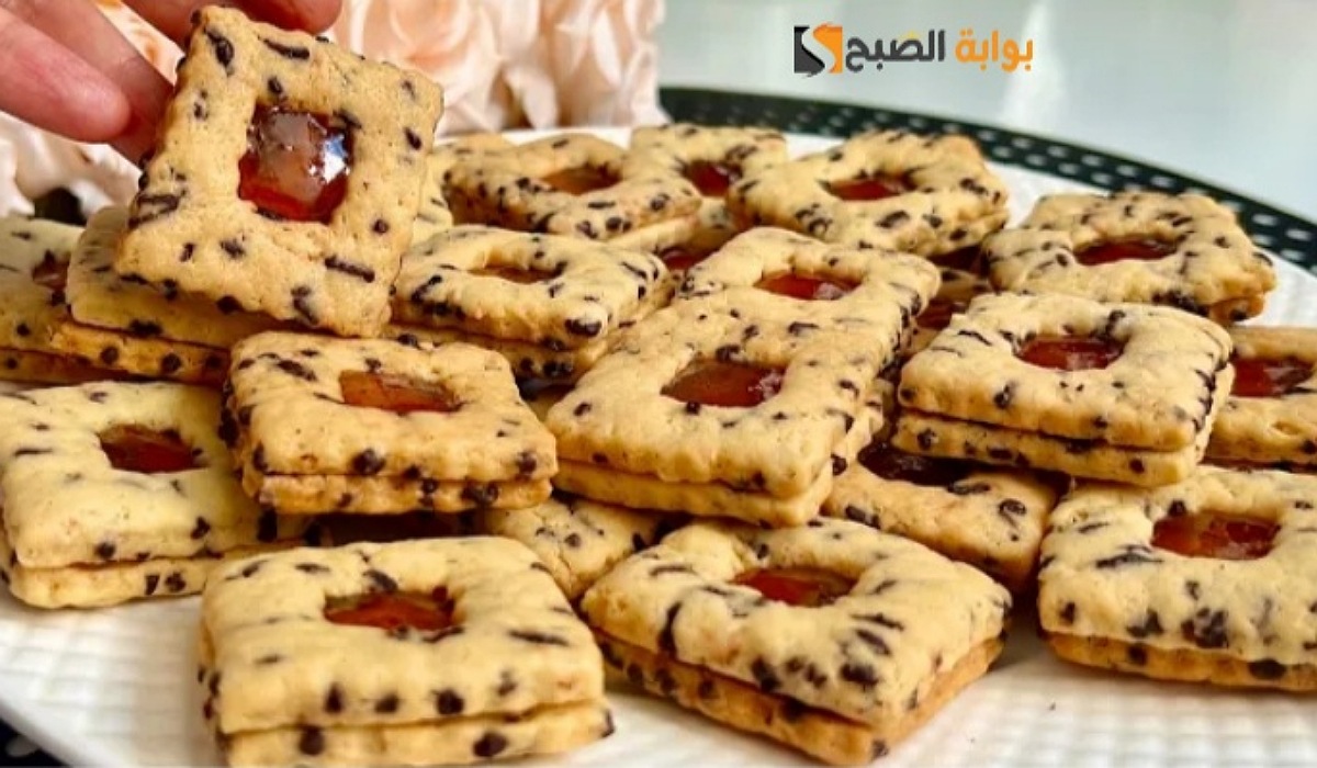 بسكويت مربى المشمش سهل وسريع وبمذاق روعة يذوب في الفم 5 بسكويت مربى المشمش سهل وسريع وبمذاق روعة يذوب في الفم