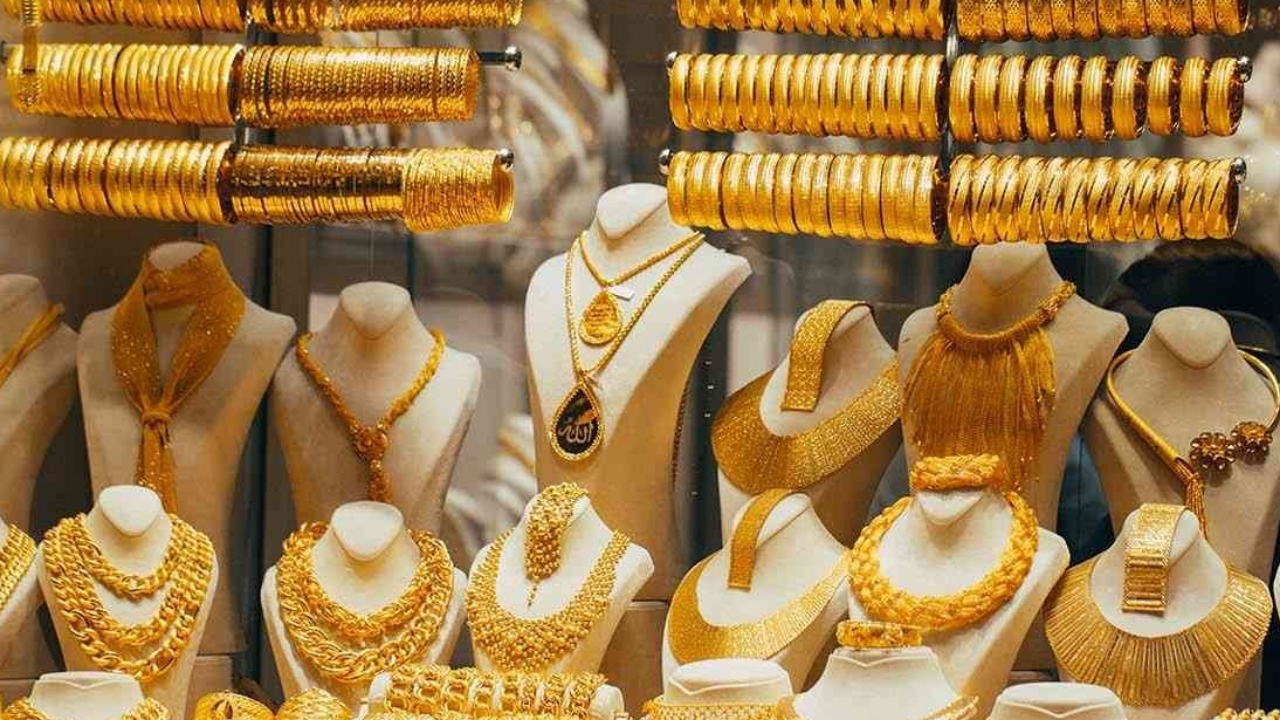 بعد وصول “سعر الذهب عيار 21 جرام إلى 3150 جنيه”… سعر الذهب اليوم في مصر السبت 30 ديسمبر 2023