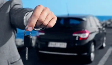 طريقة تحويل ملكية المركبات السعودية من المنزل وعبر أبشر 1445