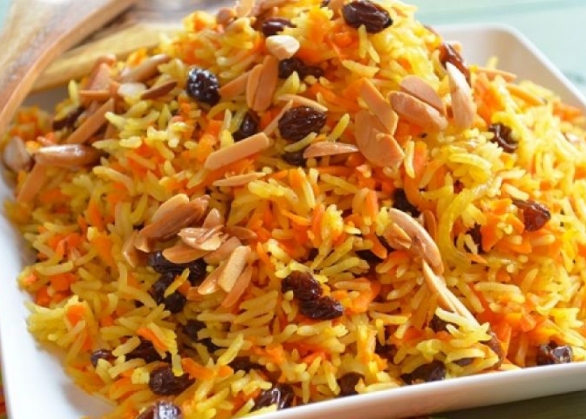 أرز بسمتي بالدجاج والمكسرات.. وصفة ولا أشهى ولا ألذ منها!