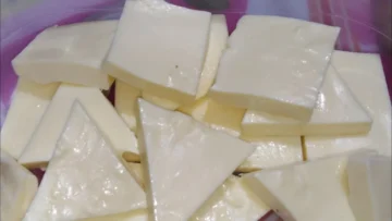 طريقة عمل الجبنة المثلثات بمكونات أصلية وبكل أسرارها وبقوام مظبوط زي الجاهز وتحدي