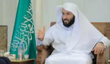 عندي إيقاف خدمات اقدر اخذ قرض من بنك التسليف؟