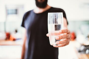فوائد مذهلة تجعل تناول المياه أفضل علاج طبيعي لمريض السكر.. تعرف عليها