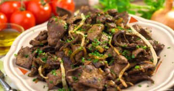 طريقة عمل الكبدة على اصولها  بطعم احلى من الجاهزة بخطوات بسيطة