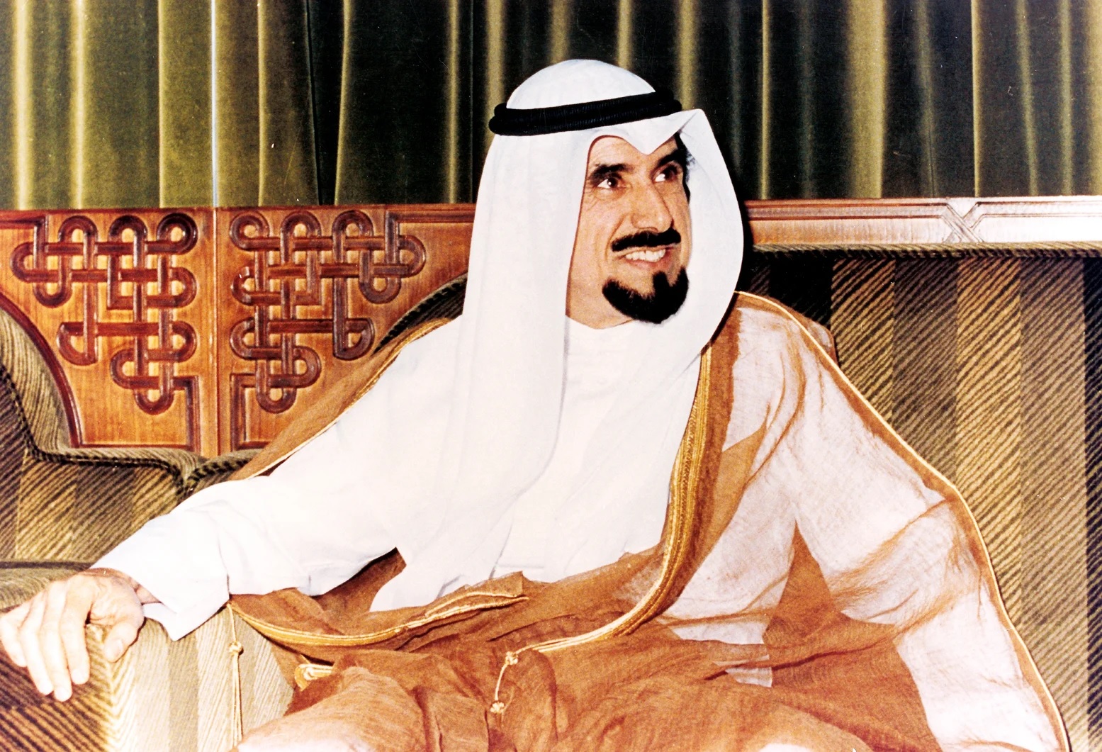 كم عدد اولاد الشيخ جابر الاحمد الصباح؟ 5 كم عدد اولاد الشيخ جابر الاحمد الصباح؟