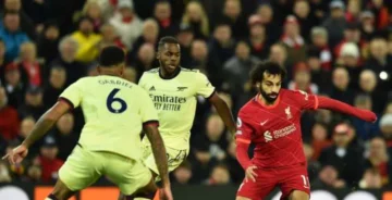 هل يكسر آرسنال عقدة آنفيلد أمام ليفربول ويبتعد بصدارة الدوري الإنجليزي موسم 2023-2024؟