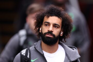 ميصحش اللي بتعمله.. الفرعون المصري محمد صلاح يصدم المصريين بتصرف غير متوقع ويتعرض لهجوم شرس قبل موقعة وست هام الليلة