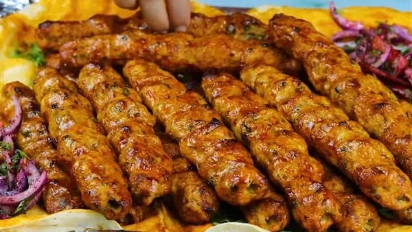 طريقة عمل كفتة الفراخ بمكونات اقتصادية على اد الايد موجودة في مطبخك بطعم رهيب 5 طريقة عمل كفتة الفراخ بمكونات اقتصادية على اد الايد موجودة في مطبخك بطعم رهيب