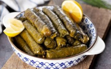 طريقة عمل محشي ورق العنب بخطوات سهلة وبسيطة