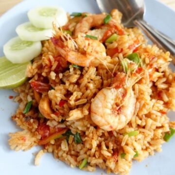 طريقة عمل الأرز بالجمبري بطعم حكاية وملوش حل….جربي الطريقة دي ومش هتندمي