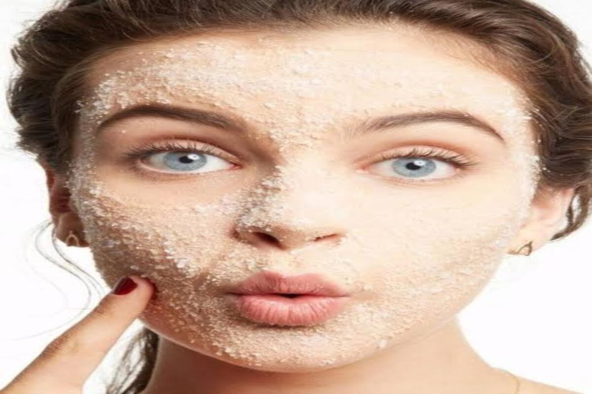 تنظيف وانتعاش وترطيب… وصفات لتقشير البشرة وتخليصها من الخلايا الميتة 5 تنظيف وانتعاش وترطيب… وصفات لتقشير البشرة وتخليصها من الخلايا الميتة