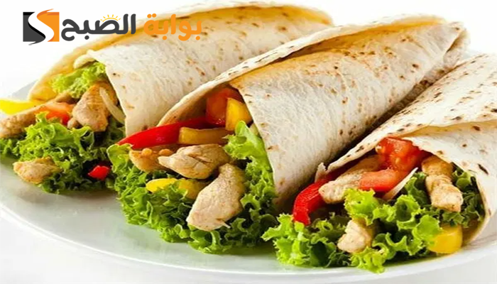 طريقة عمل شاورما الدجاج مثل المطاعم بكل سهولة 5 طريقة عمل شاورما الدجاج مثل المطاعم بكل سهولة